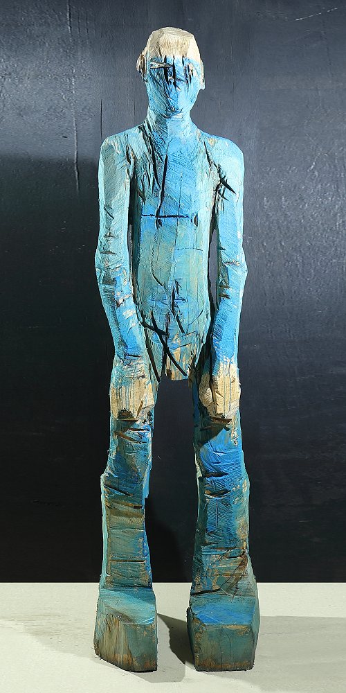 Holzskulptur Vincent expressiv mit der Kettensäge geschnitzt figurativeart